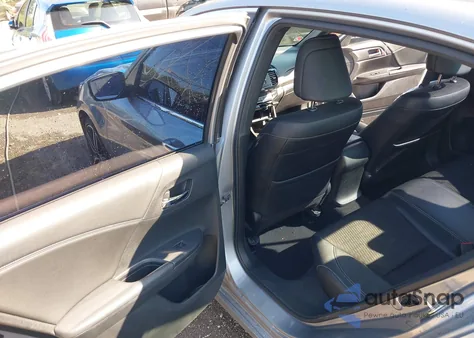 2016 Honda Accord Sport z USA, uszkodzony, nr VIN 1HGCR2F56GA165686